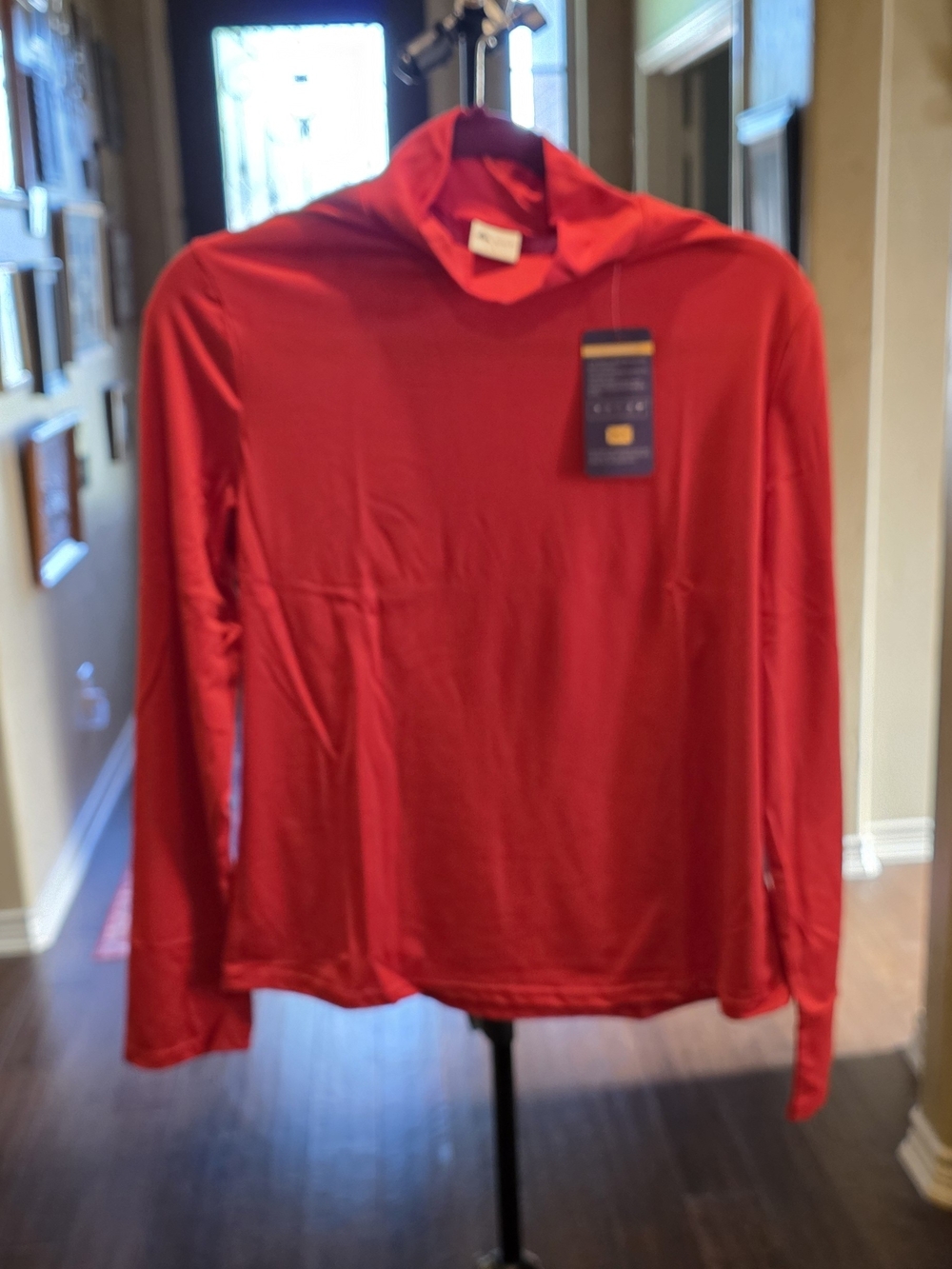 MISIFI Red Long Sleeve Mock Neck Stretch Top Size Large NWT